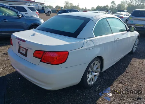 2011 BMW 328I z USA, uszkodzony, nr VIN WBADW3C59BE439502